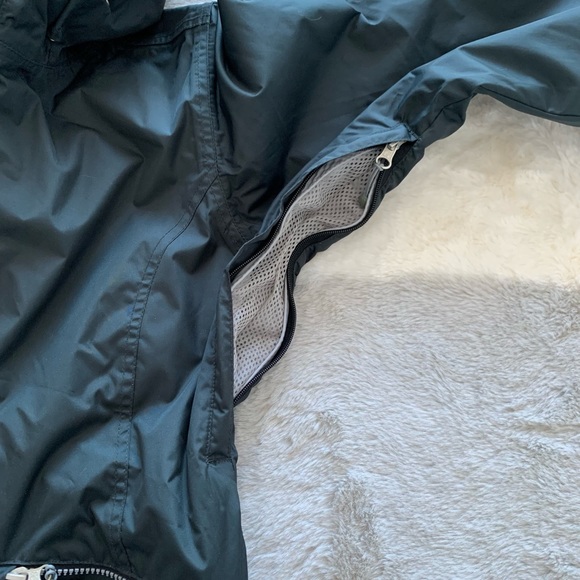 Betty Rides snow jacket, size S, dark green colour. - Picture 4 of 7